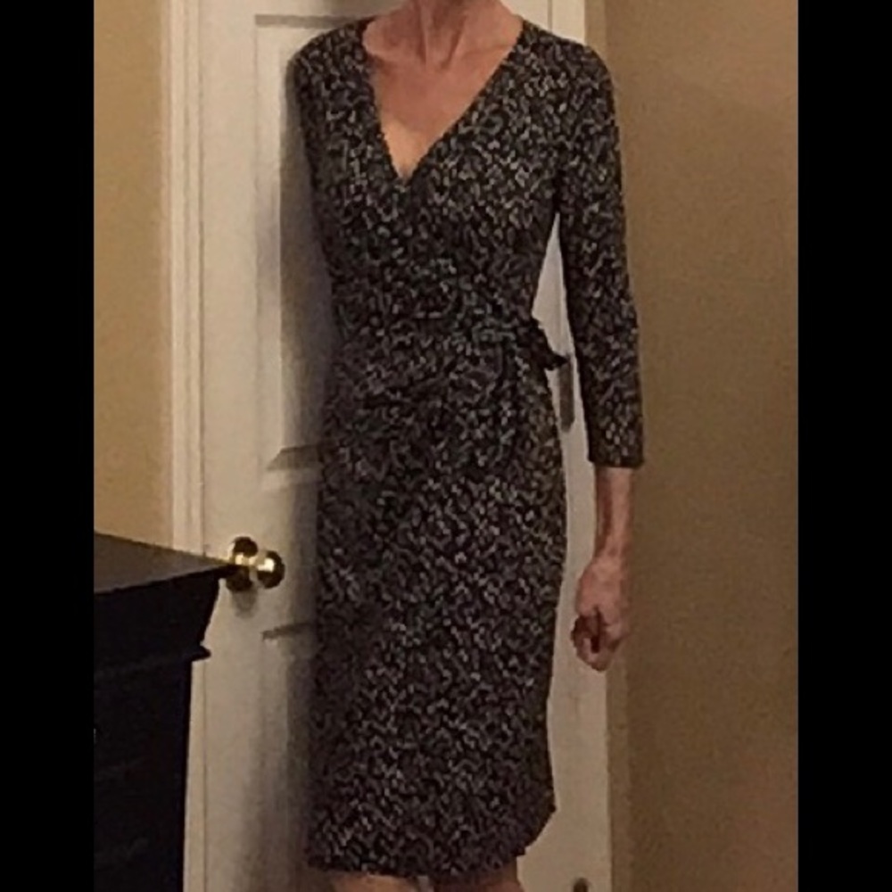 Ann Taylor Black Pattern Wrap Around Dress M Tall